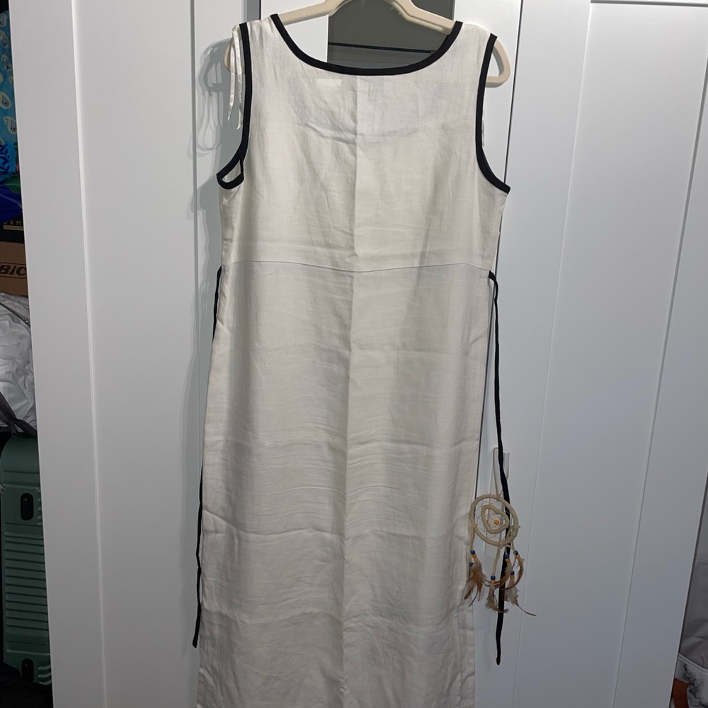 Dress - Picture 11 of 13